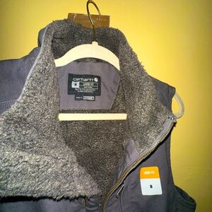 Carrhart Sherpa lined vest brand new with tags never worn. Grey, size medium